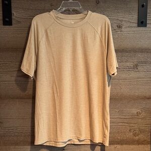 GAP Fit Men's 4 Pack Short Sleeve